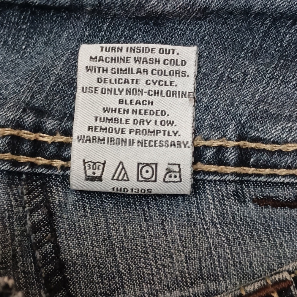 Wallflower Low Rise Boot Cut Denim Jeans - Picture 6 of 7
